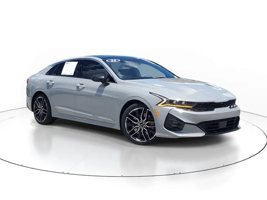 2024 Kia K5 GT photo 1