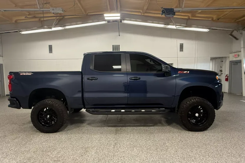 2021 Chevrolet Silverado 1500 LT Trail Boss photo 1