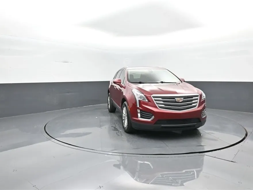 2018 Cadillac XT5 Luxury photo 1