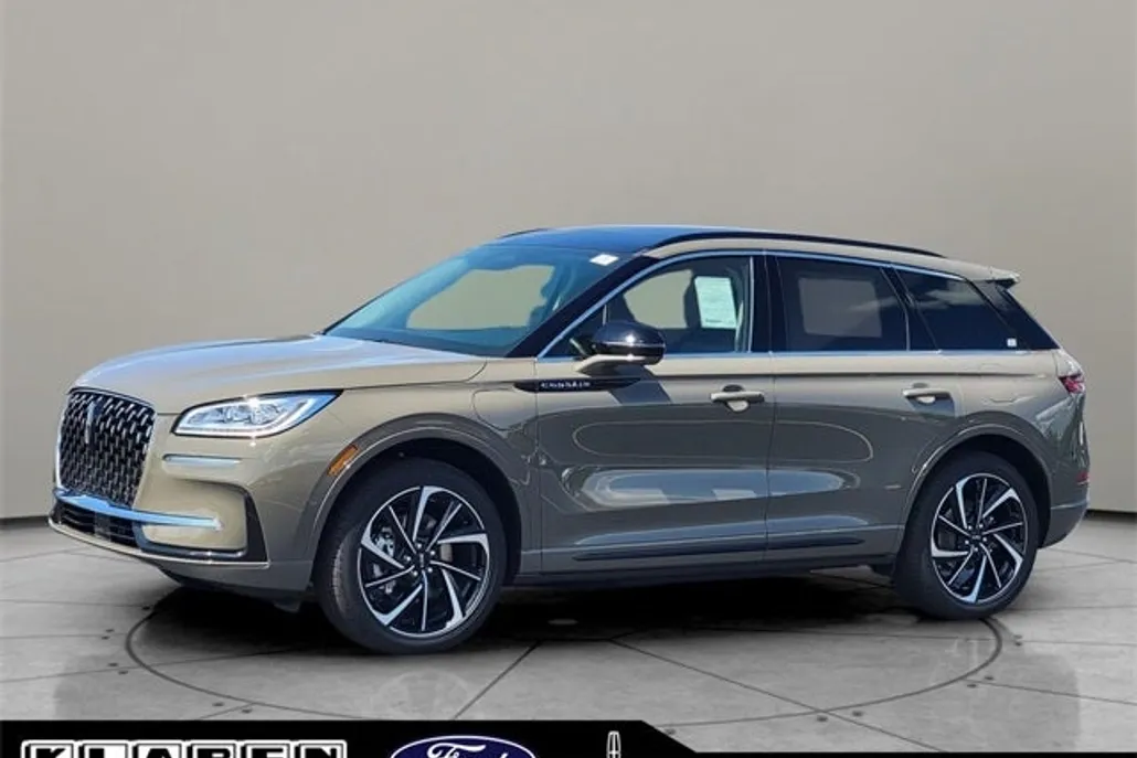 2025 Lincoln Corsair Grand Touring photo 1