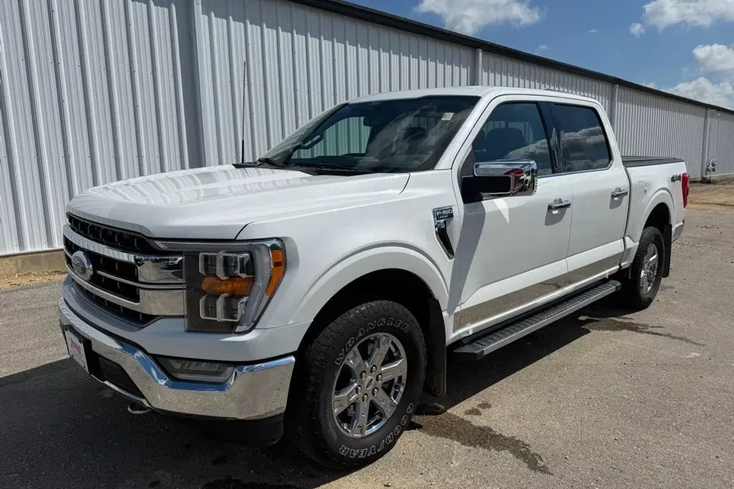 2021 Ford F-150 Lariat photo 1