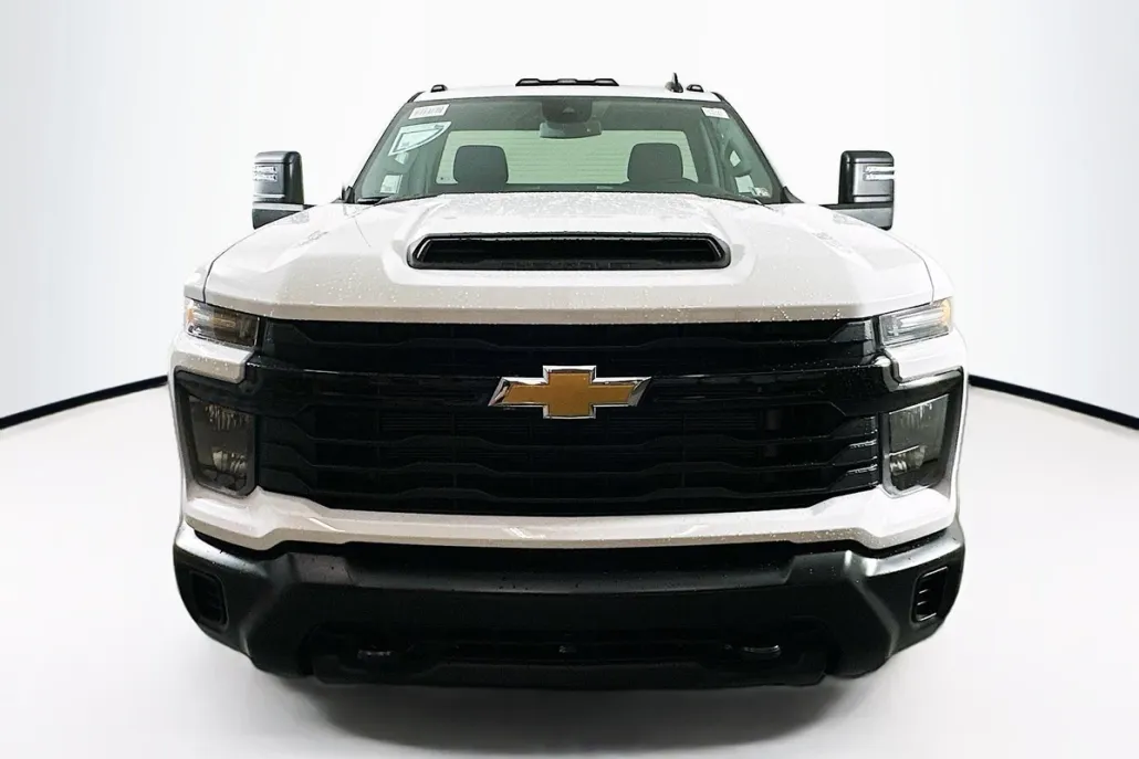 2024 Chevrolet Silverado 2500HD photo 1