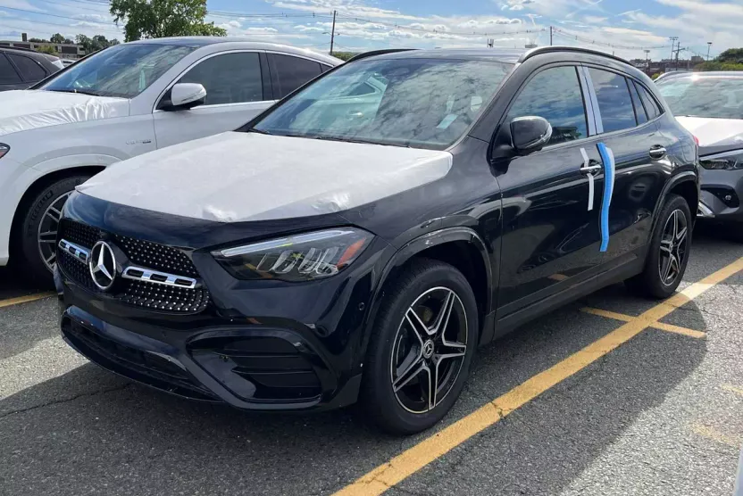 2026 Mercedes Benz GLA 250 4MATIC photo 1