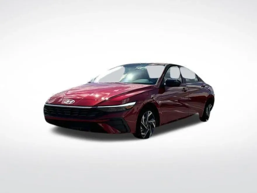 2025 Hyundai Elantra SEL Sport photo 1