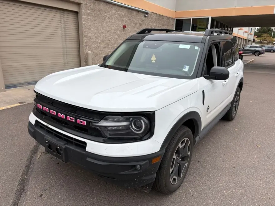 2024 Ford Bronco Sport Outer Banks photo 1