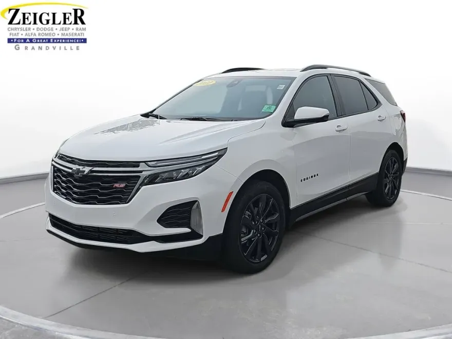 2022 Chevrolet Equinox RS photo 1