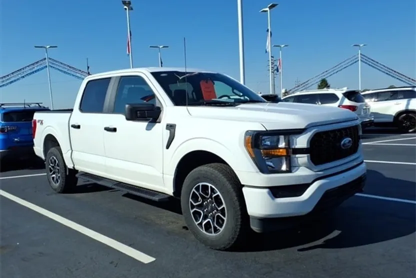 2023 Ford F-150 XL photo 1
