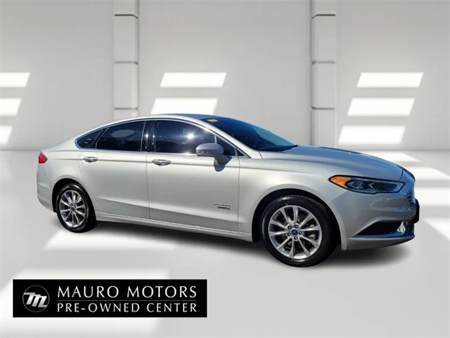 2018 Ford Fusion Energi SE photo 1