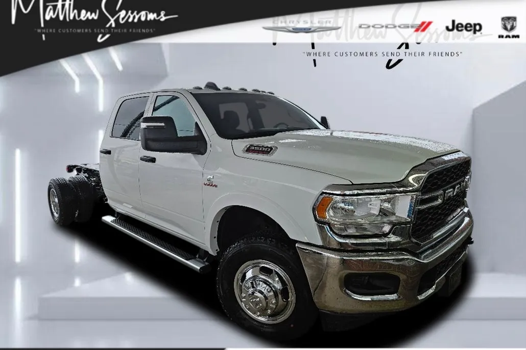 2024 Ram 3500 Tradesman photo 1