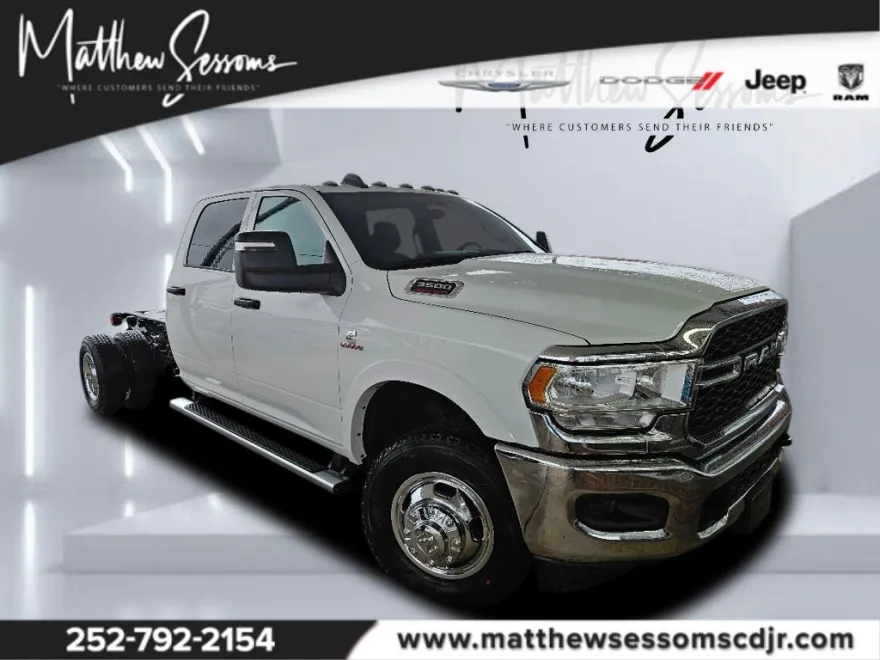 2024 Ram 3500 Tradesman photo 1