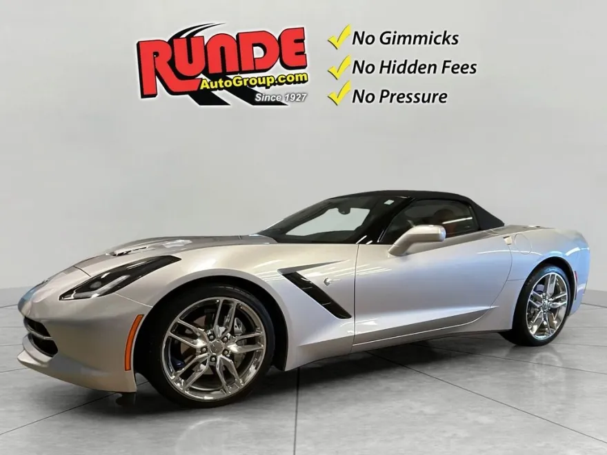 2018 Chevrolet Corvette Stingray 1LT photo 1