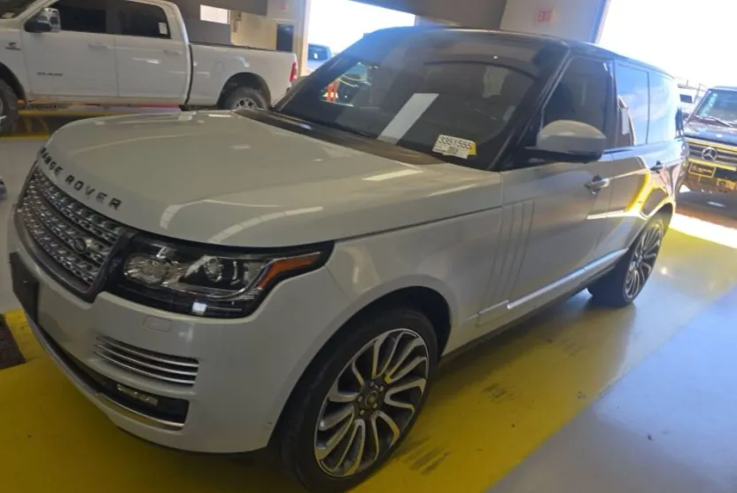 2015 Land Rover Range Rover Autobiography photo 1
