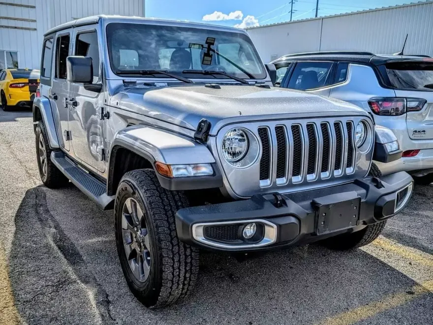 2018 Jeep Wrangler Unlimited Sahara photo 1