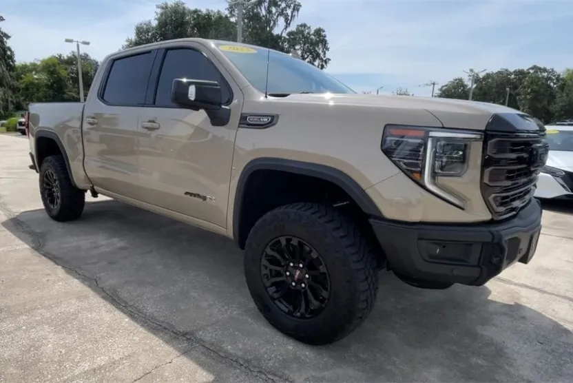 2023 Gmc Sierra 1500 AT4X photo 1