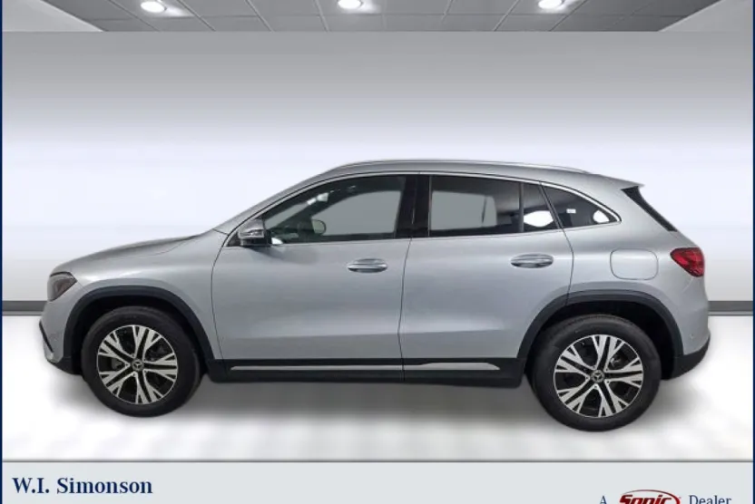 2025 Mercedes Benz GLA 250 photo 1