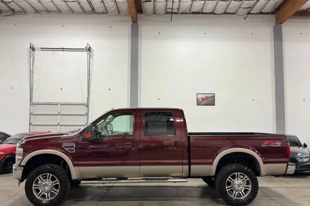2010 Ford F-250 Lariat photo 1