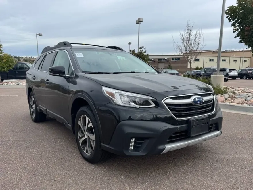 2021 Subaru Outback Limited photo 1