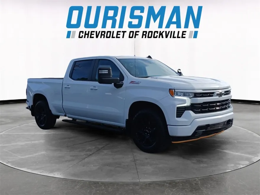 2023 Chevrolet Silverado 1500 RST photo 1