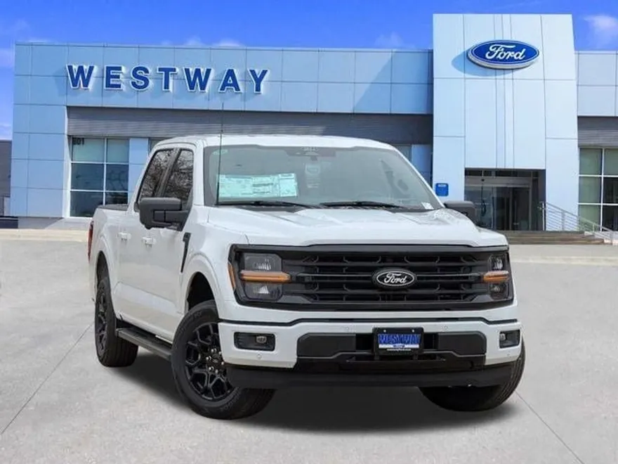 2025 Ford F-150 XLT photo 1