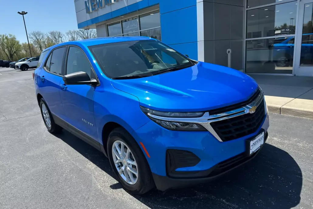 2024 Chevrolet Equinox LS photo 1