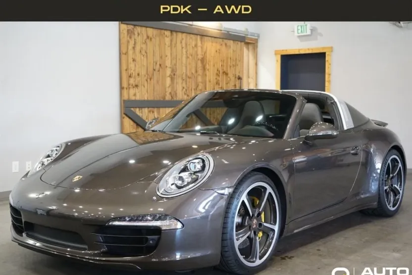 2015 Porsche 911 Targa 4S Coupe photo 1