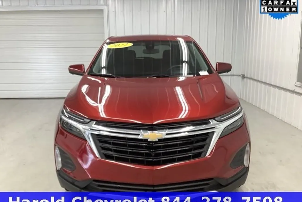 2022 Chevrolet Equinox LT photo 1
