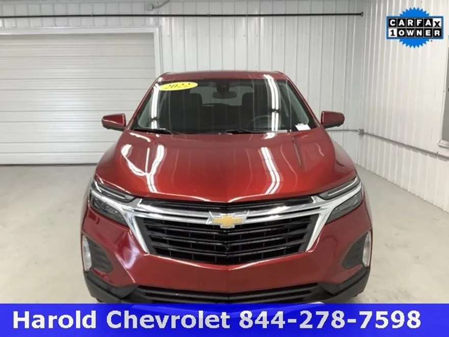 2022 Chevrolet Equinox LT photo 1
