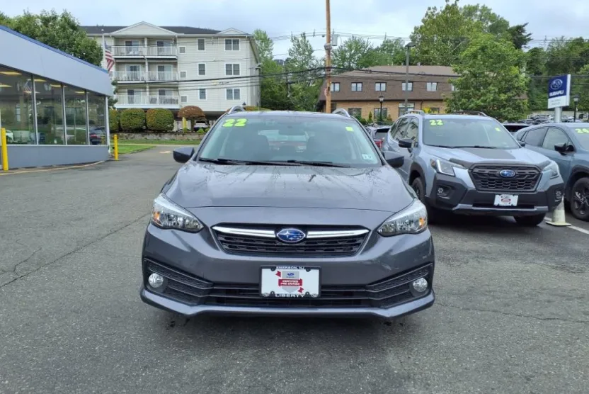 2022 Subaru Impreza Premium photo 1