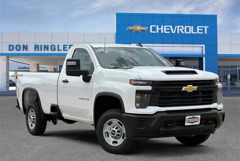 2024 Chevrolet Silverado 2500HD photo 1
