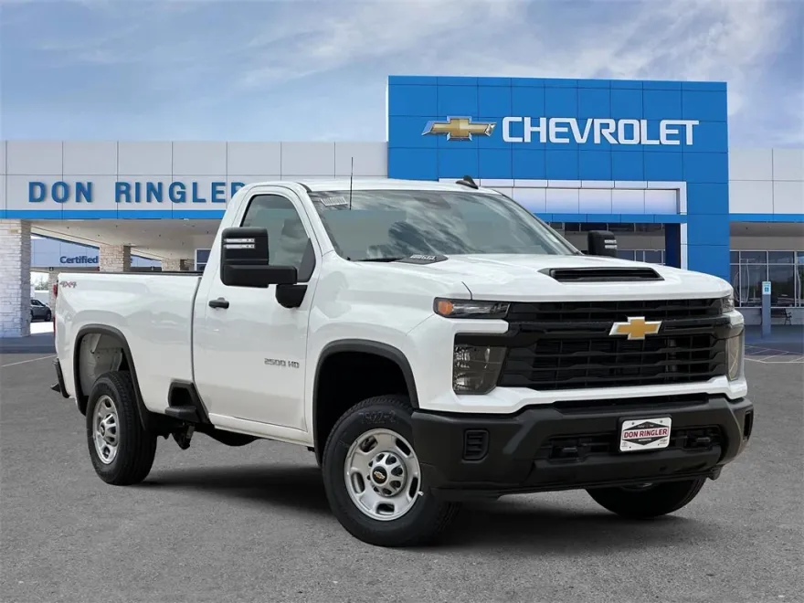 2024 Chevrolet Silverado 2500HD photo 1