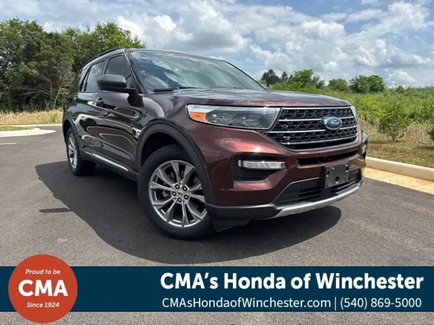 2020 Ford Explorer XLT photo 1