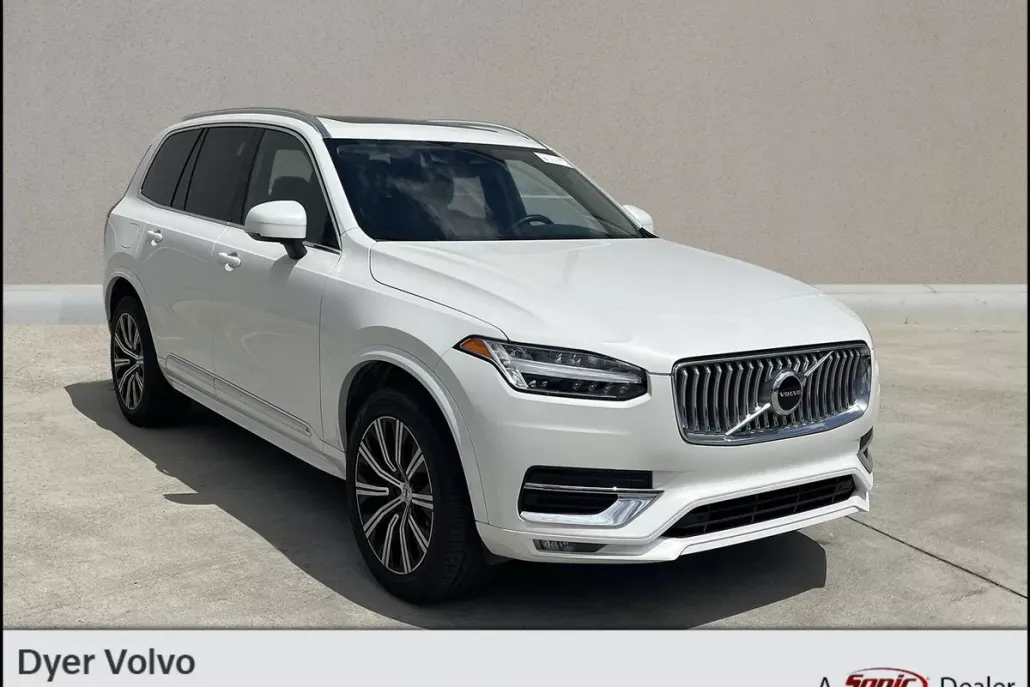 2024 Volvo XC90 B5 AWD Core photo 1