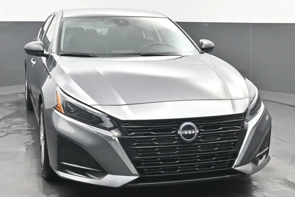 2024 Nissan Altima 2.5 S photo 1
