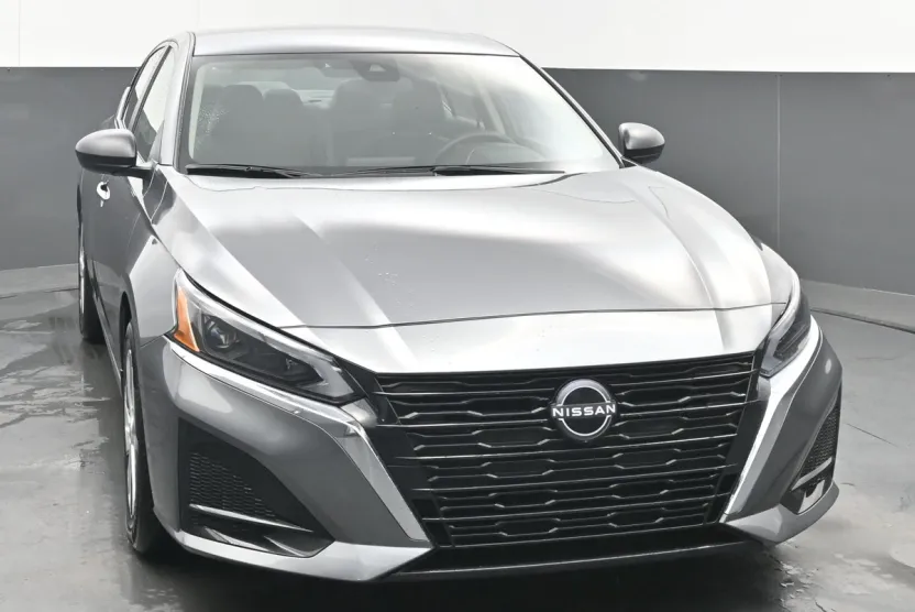 2024 Nissan Altima 2.5 S photo 1