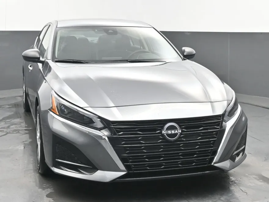 2024 Nissan Altima 2.5 S photo 1