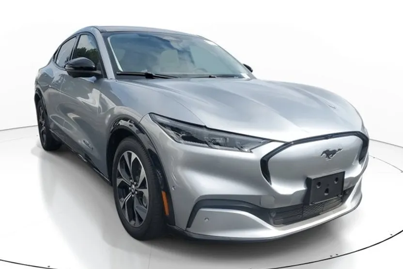 2021 Ford Mustang Mach-E Premium photo 1