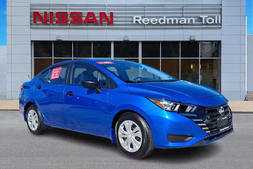 2023 Nissan Versa 1.6 S photo 1