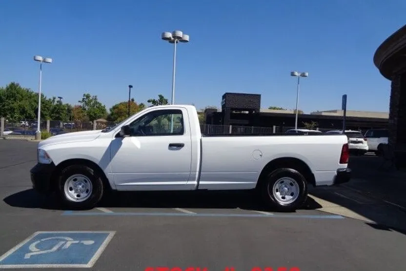 2017 Ram 1500 ST photo 1