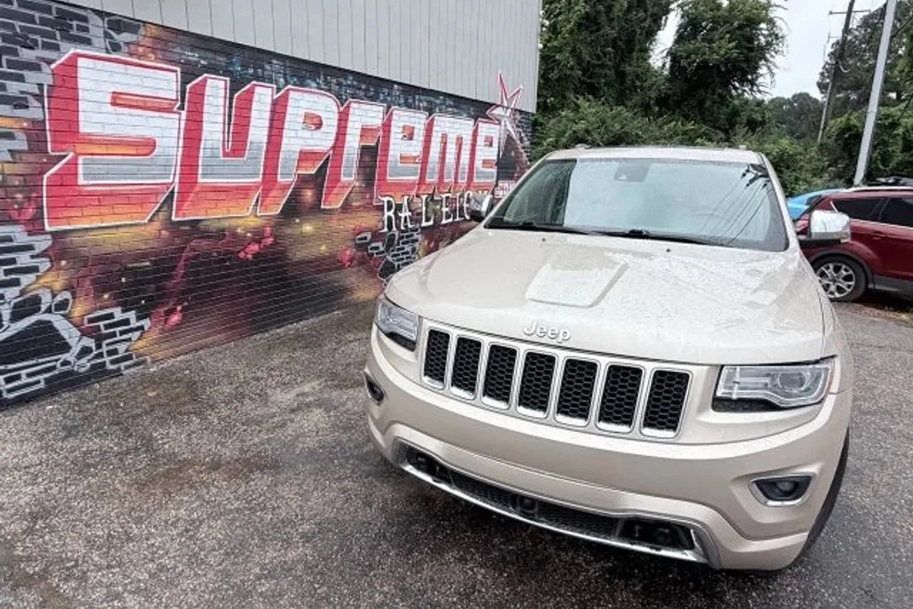 2014 Jeep Grand Cherokee Overland Sport photo 1