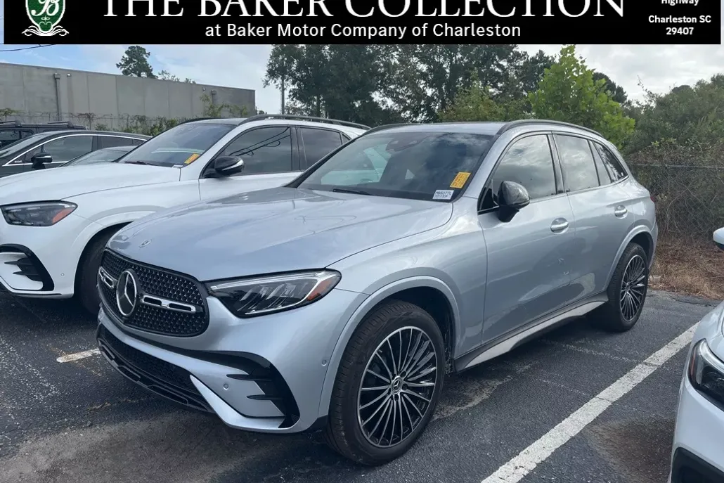 2025 Mercedes Benz GLC 300 photo 1