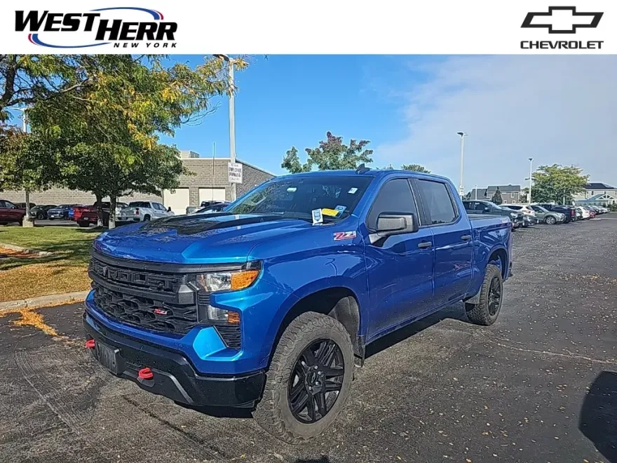 2022 Chevrolet Silverado 1500 Custom Trail Boss photo 1