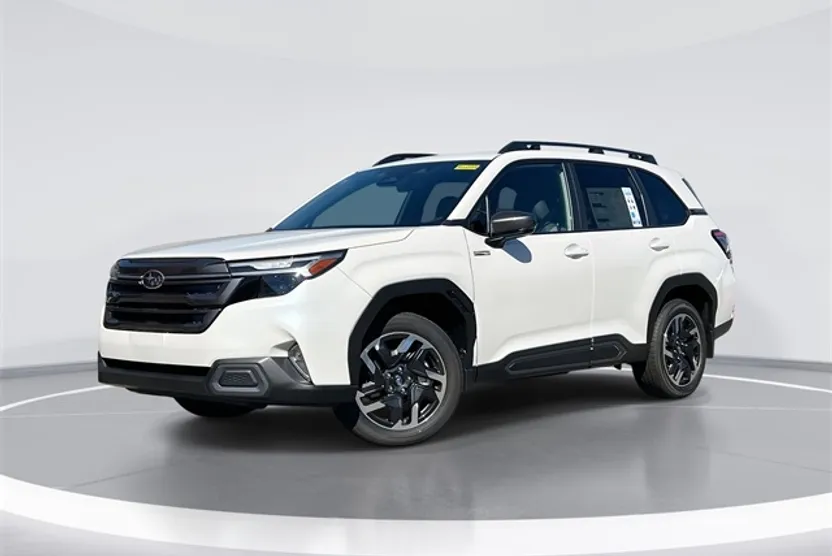 2025 Subaru Forester Limited photo 1