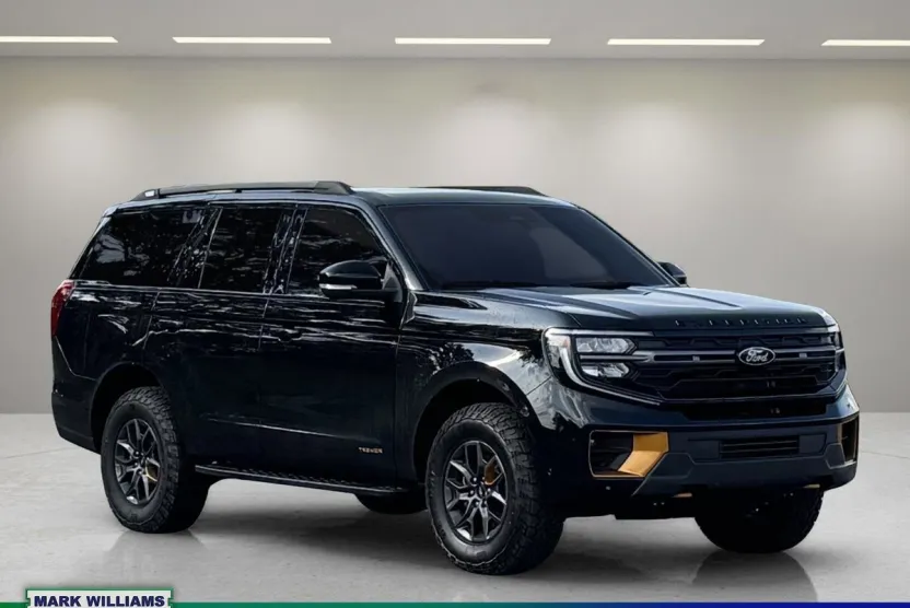 2025 Ford Expedition photo 1