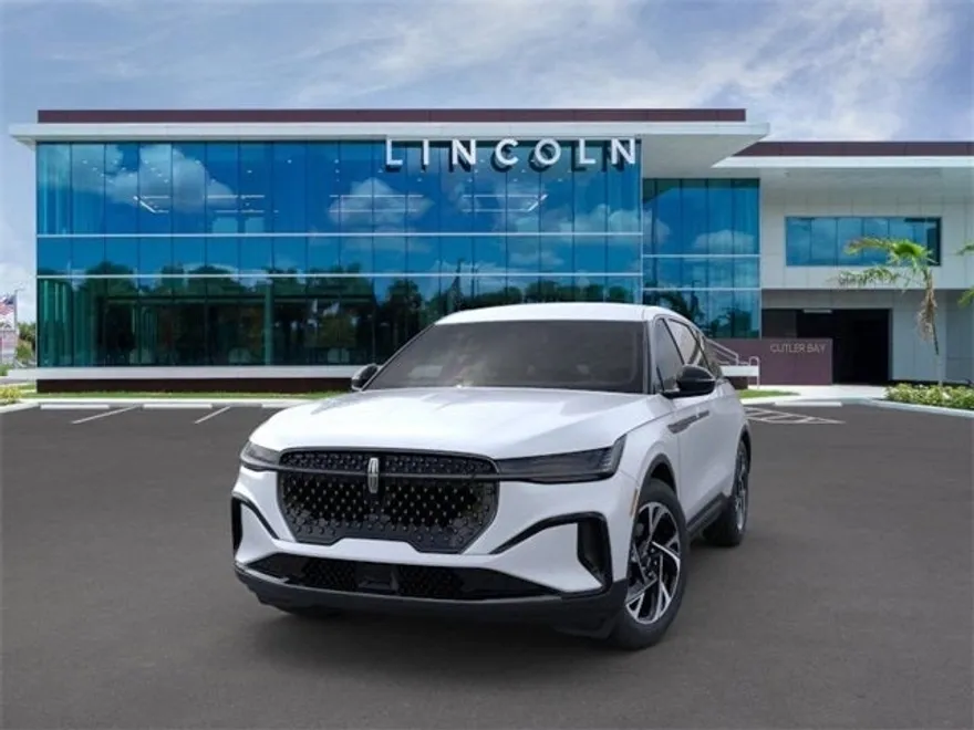 2025 Lincoln Nautilus Premiere photo 1