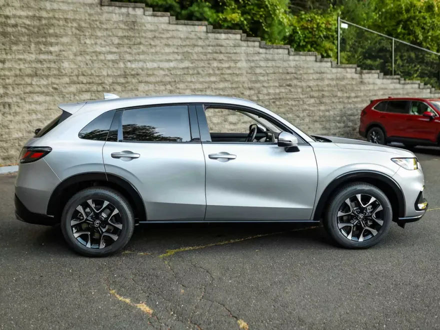 2026 Honda HR-V EX-L photo 1
