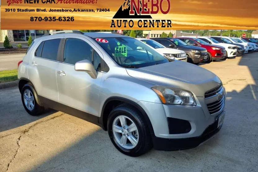 2016 Chevrolet Trax LT photo 1
