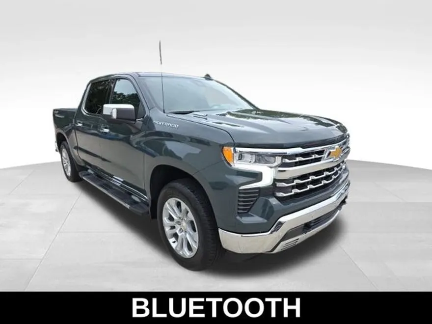 2025 Chevrolet Silverado 1500 LTZ photo 1