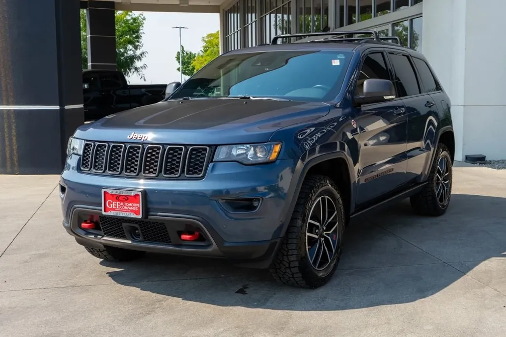 2020 Jeep Grand Cherokee Trailhawk photo 1