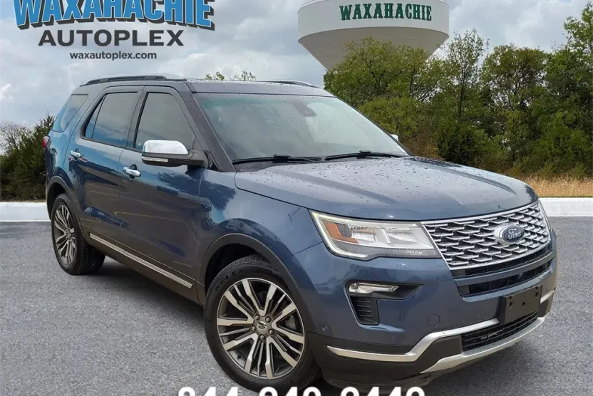 2019 Ford Explorer Platinum photo 1