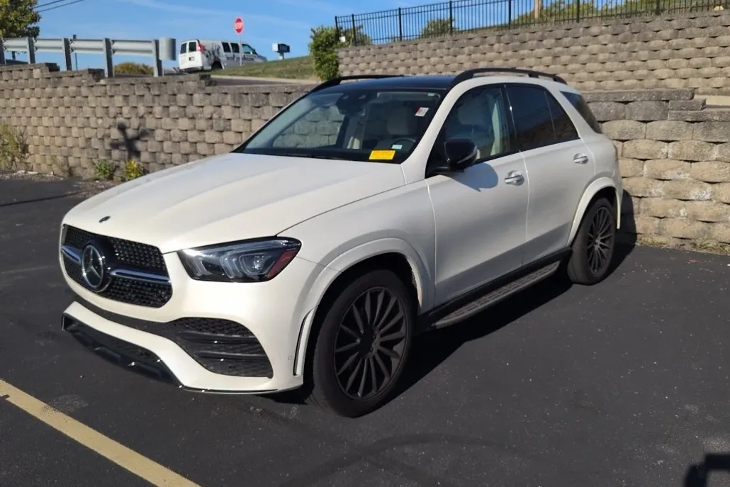 2022 Mercedes Benz GLE 350 photo 1